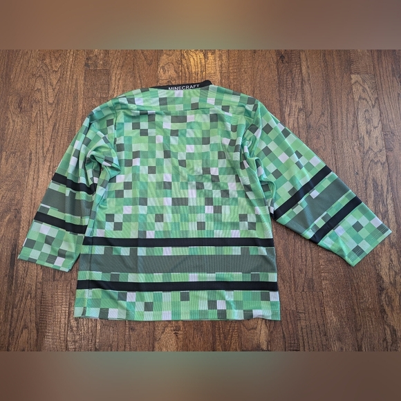 Minecraft Green Pixelated Long Sleeve Jersey XXL Youth Or Adult S - Picture 3 of 5